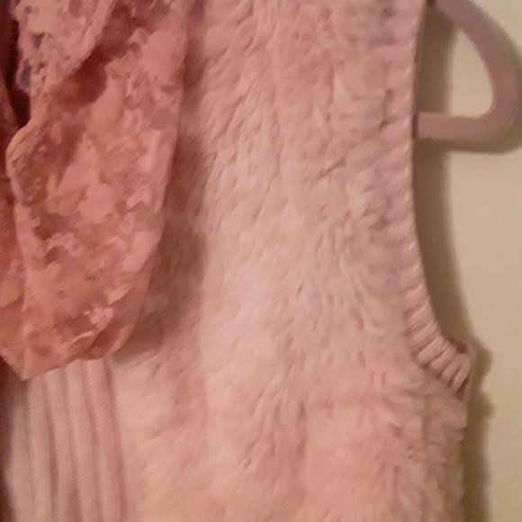 Pink Furry Front Sweater Vest Sz. M - Picture 3 of 8